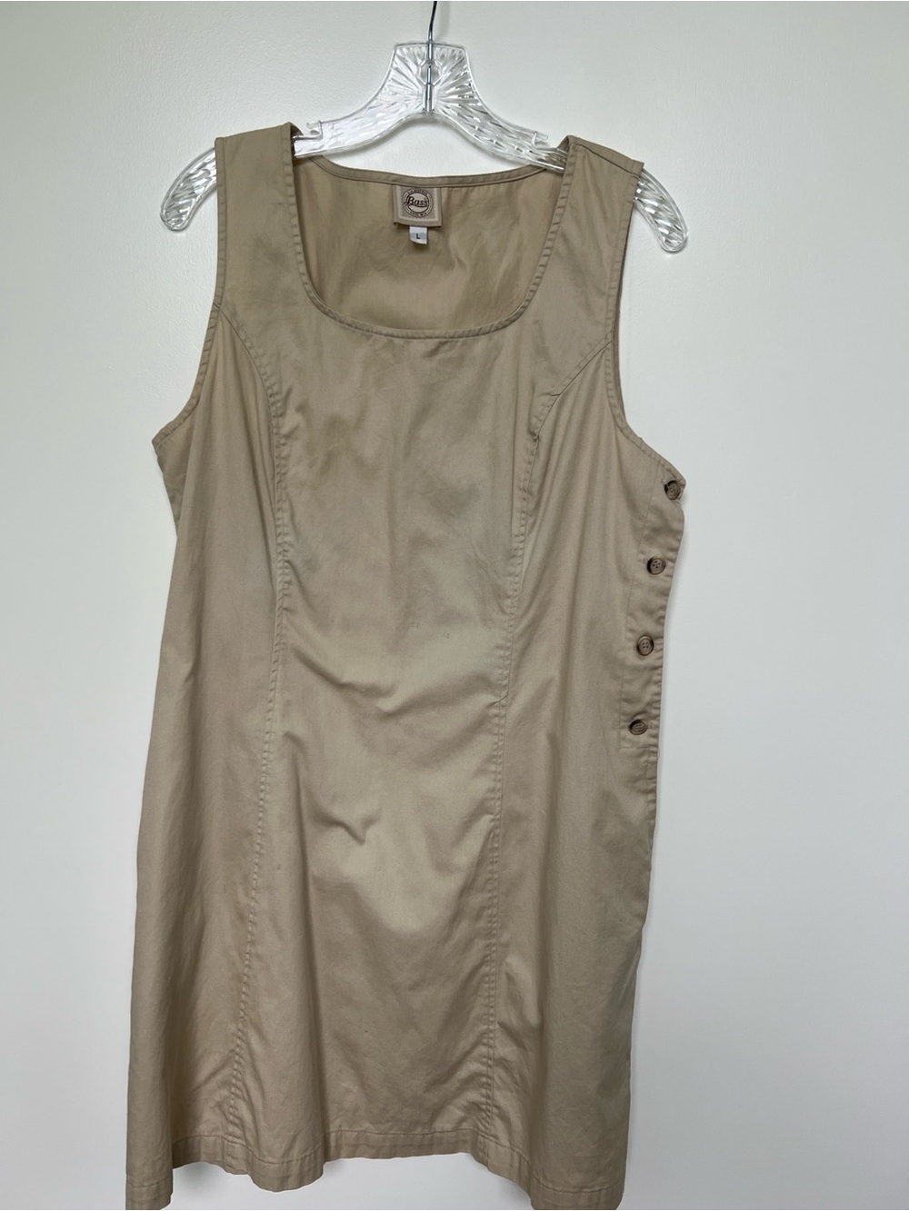 Bass women’s sleeveless Khaki Button-Side Shift Dress